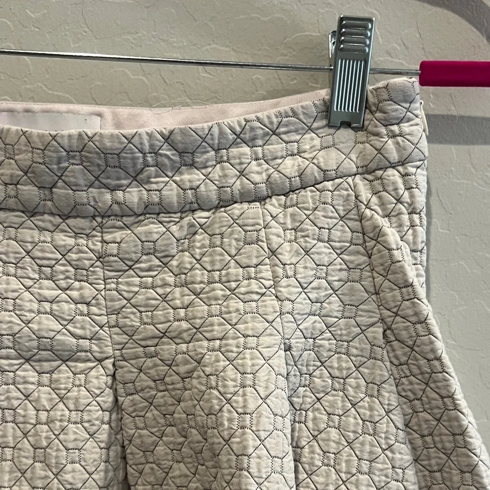 Derek Lam Quilted Beige and Blakc Pleared Skirt size 6